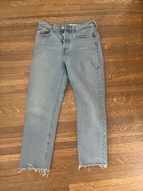 Levis Light Wash Straight Leg Women’s Jeans - Blue